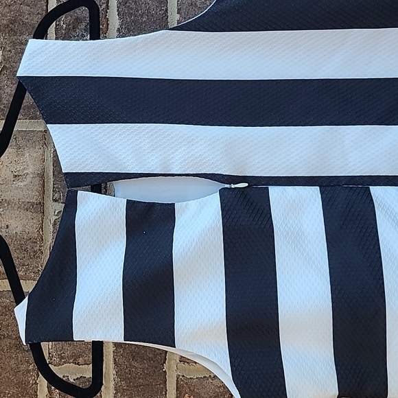 Julian Taylor New York Black and White Patterned Sleeveless Dress Size 16 - Picture 8 of 9
